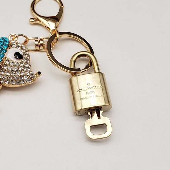 Authentic Louis Vuitton Lock & Key with unbranded Bagcharm, Keycharm, Keychain - Picture 6 of 7